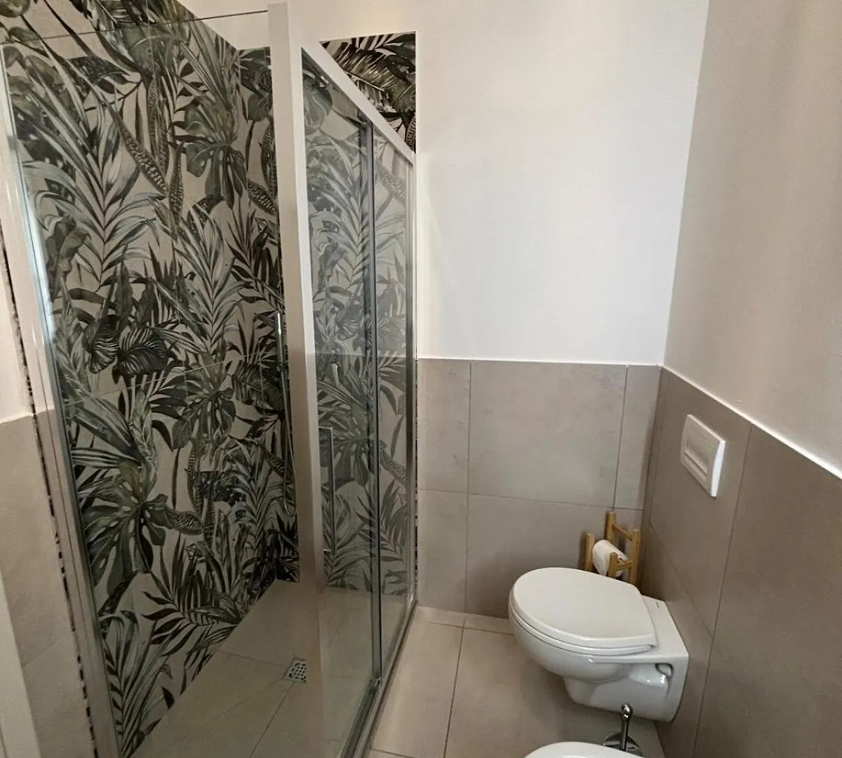 Florence Tropical Suite 0*,