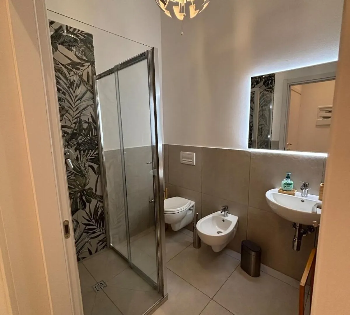 Florence Tropical Suite Italy